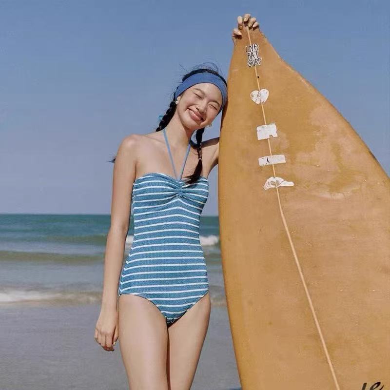 2025 New Ins Bikini Striped Neck-Hanging Slimming Swimwear for Vacation