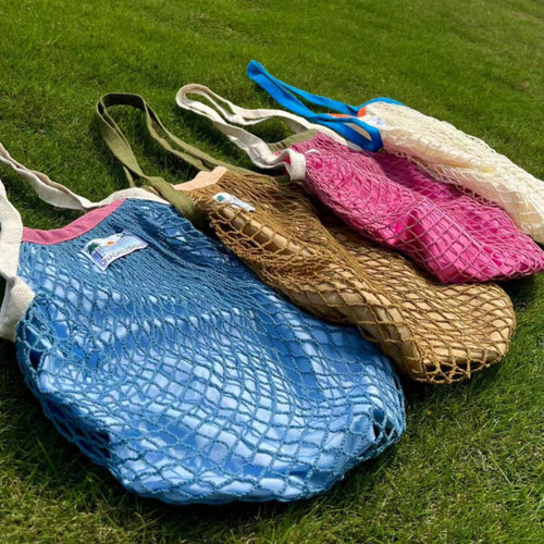 Seaside vacation beach bag contrasting color woven mesh bag