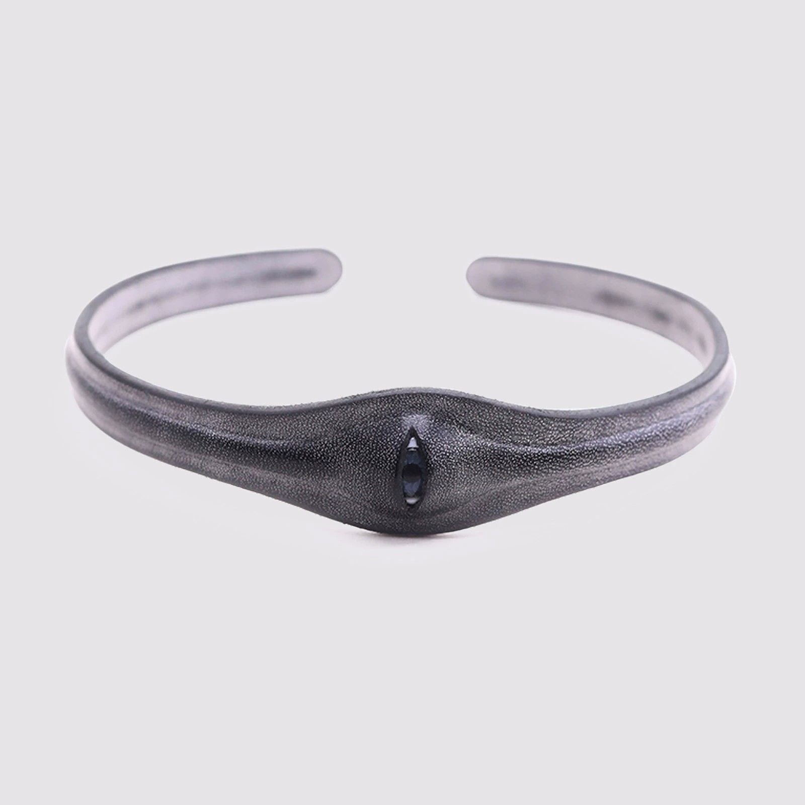 Handmade Leather Eye Choker Necklace Alleyes Plank Ateliers Stylish Gothic Accessory