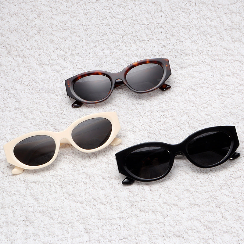 New Fashion Cat Eye Sunglasses Women UV Protection Retro Style Sun Glasses for Trendy Look